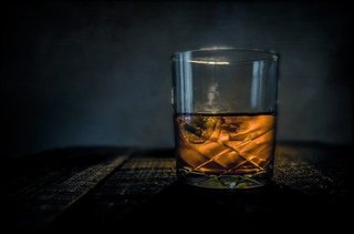 2020.2.2 whiskey-315178_640.jpg